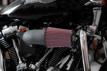 Cargar imagen en el visor de la galería, K&amp;N 2017 Harley-Davidson H/D Touring Models Aircharger Performance Intake - Black