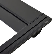Cargar imagen en el visor de la galería, Westin 19-26 GM Silverado/Sierra 1500 5ft 8in Bed Manual Retractable Tonneau Cover - Black