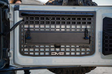 Cargar imagen en el visor de la galería, DV8 Offroad 21+ Ford Bronco Tailgate Molle Panels