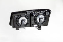 Cargar imagen en el visor de la galería, ANZO 2003-2006 Chevrolet Silverado 1500 Crystal Headlights Chrome