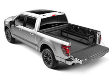 Cargar imagen en el visor de la galería, RealTruck 19-26 RAM 1500 5.7ft Bed w/RAMBOX (w or w/o MultiFunc Tailgate) RetraxPRO EZ-Off FRC-4000