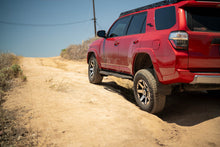 Cargar imagen en el visor de la galería, DV8 Offroad 2010-2024 Toyota 4Runner OE Plus Side Steps
