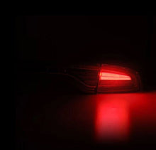 Cargar imagen en el visor de la galería, User 6