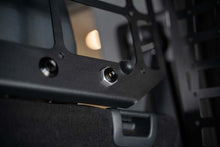 Cargar imagen en el visor de la galería, DV8 Offroad 2021-2024 Ford Bronco Dog Barrier