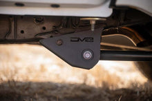 Cargar imagen en el visor de la galería, DV8 Offroad 2024+ Toyota Tacoma Trailing Arm Skid Plates