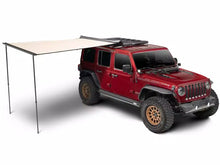 Cargar imagen en el visor de la galería, RealTruck Roof Top Overland Awning - Black