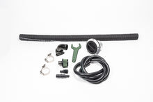 Cargar imagen en el visor de la galería, Radium Engineering FCST-X Refueling Kit - Remote Mount Standard Fill