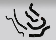 Cargar imagen en el visor de la galería, Mishimoto 05-06 Ford Mustang GT V8 / 05-10 GT500 Black Silicone Hose Kit