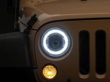 Cargar imagen en el visor de la galería, Raxiom 07-18 Jeep Wrangler JK 7-Inch V2 Dragon Eye LED Headlights- Black Housing- Clear Lens