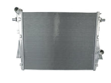 Cargar imagen en el visor de la galería, aFe 11-16 Ford F250/F350 Super Duty Power-Stroke V8 6.7L (td) BladeRunner Street Series Radiator