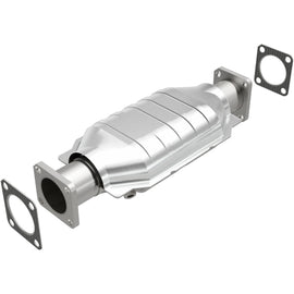 MagnaFlow Direct Fit Catalytic Converter Chevrolet-Isuzu 82 8