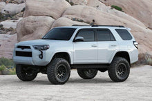 Cargar imagen en el visor de la galería, Fabtech 10-15 Toyota 4Runner 4WD 6in Basic Sys w/Perf Shks