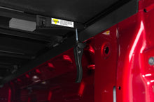 Cargar imagen en el visor de la galería, Tonno Pro 16-19 Toyota Tacoma 6ft Fleetside Hard Fold Tonneau Cover