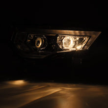 Cargar imagen en el visor de la galería, User 5