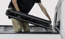 Cargar imagen en el visor de la galería, User 9