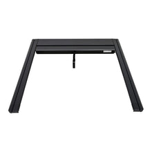 Cargar imagen en el visor de la galería, Westin 19-26 Ram 1500 (New Body)(Excl. RamBox) 5ft 7in Bed Manual Retractable Tonneau Cover - Black