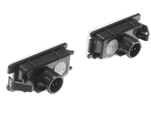 Cargar imagen en el visor de la galería, Raxiom 14-20 Jeep Grand Cherokee WK2 Axial Series LED License Plate Lamps