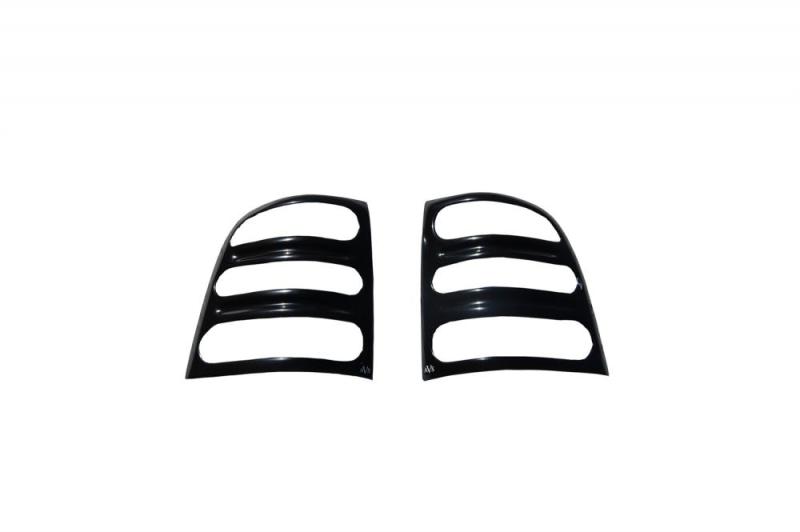 AVS 04-12 Chevy Colorado Slots Tail Light Covers - Black