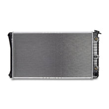 Cargar imagen en el visor de la galería, Mishimoto Buick LeSabre Replacement Radiator 1996-1999