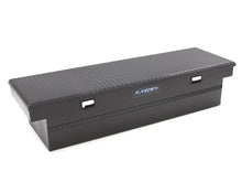 Cargar imagen en el visor de la galería, Lund 67-99 Chevy CK Ultima Single Lid Crossover Tool Box - Black