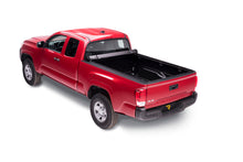 Cargar imagen en el visor de la galería, Truxedo 2024 Toyota Tacoma 5ft Lo Pro Bed Cover