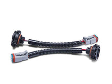 Cargar imagen en el visor de la galería, Raxiom 10-18 Jeep Wrangler JK Axial Series H16 to Deutsch Fog Light Wire Harness Adapter Set