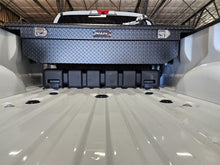 Cargar imagen en el visor de la galería, Titan Fuel Tanks Universal 90 Gallon In-Bed Transfer Tank