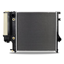 Cargar imagen en el visor de la galería, Mishimoto 91-99 BMW 318i/is/ti Automatic Radiator Replacement