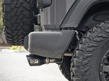 Cargar imagen en el visor de la galería, aFe Rebel Series 2.5in 304 SS Cat-Back Exhaust w/ Black Tips 2018+ Jeep Wrangler (JL) V6 3.6L