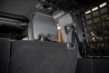 Cargar imagen en el visor de la galería, DV8 Offroad 2021-2024 Ford Bronco Dog Barrier