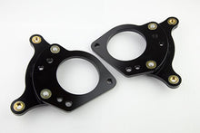 Cargar imagen en el visor de la galería, Wilwood Brackets (2) Lug Mount LH/RH 87-93 Ford Mustang 11.00in Rotor