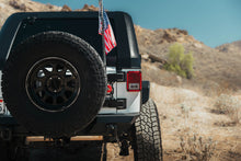 Cargar imagen en el visor de la galería, DV8 Offroad Universal Molle Adj. Antenna &amp; Whip Mount