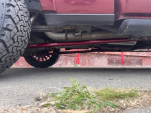 Cargar imagen en el visor de la galería, Wehrli 99-10 Ford / 94-22 RAM Univ ECLB/CCLB 68in. Traction Bar Kit - WCFab Red