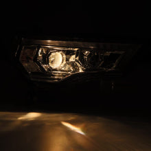 Cargar imagen en el visor de la galería, User 4