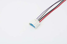 Cargar imagen en el visor de la galería, Aeromotive VaporWorx Gen 5/6 LS3 &amp; ZL1 Wiring Pigtail &amp; Plug
