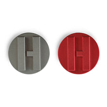 Cargar imagen en el visor de la galería, Mishimoto 87-01 Ford Mustang Hoonigan Oil Filler Cap - Red