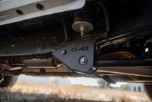 Cargar imagen en el visor de la galería, DV8 Offroad 2024+ Toyota Tacoma Trailing Arm Skid Plates