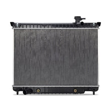 Cargar imagen en el visor de la galería, Mishimoto Buick Rainier Replacement Radiator 2004-2007