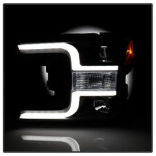 Cargar imagen en el visor de la galería, Spyder 18-19 Ford F-150 Projector Headlights - Halogen Model Only - Black PRO-YD-FF15018-LB-BK