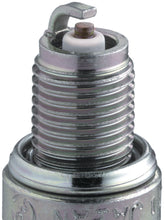 Cargar imagen en el visor de la galería, NGK Standard Spark Plug Box of 4 (CR7HS)