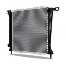 Cargar imagen en el visor de la galería, Mishimoto Ford Bronco II Replacement Radiator 1985-1990