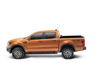 Cargar imagen en el visor de la galería, Truxedo 2024 Ford Ranger 5ft Bed Lo Pro Bed Cover