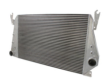 Cargar imagen en el visor de la galería, aFe Bladerunner Intercooler 11-13 GM Diesel Trucks V8 6.6L (td) LML