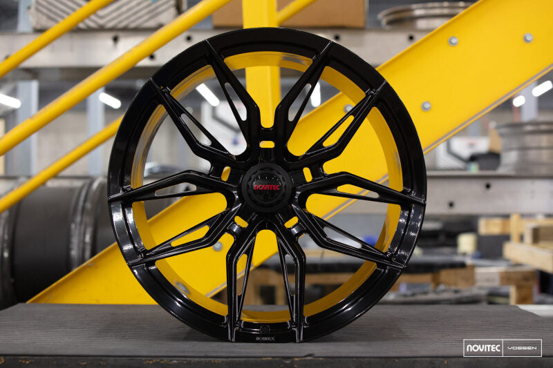 Vossen x Novitec NF11 21x9.5 / 5x114.3 / ET38 - Gloss Black Wheel - (Ferrari 296 - Front)