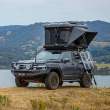 Cargar imagen en el visor de la galería, ARB Altitude Hard Shell Electric Rooftop Tent