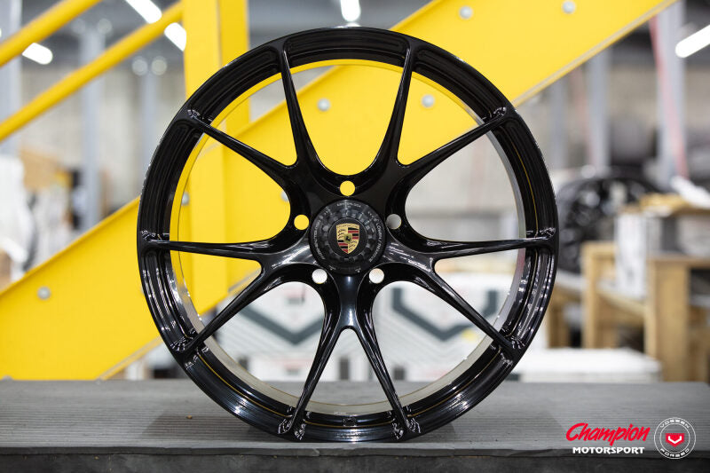 Vossen x Champion RS74 20x9.5 / Centerlock / ET46 - Gloss Black Wheel - (992 GT3 - Front)