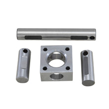 Cargar imagen en el visor de la galería, Yukon Gear Standard Open or Tracloc Cross Pin Shafts and Block in Four Pinion Design For 9in Ford
