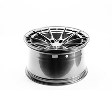 Cargar imagen en el visor de la galería, VR Forged D03-R Wheel Gunmetal 19x10.5 +35mm 5x112