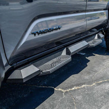 Cargar imagen en el visor de la galería, Westin/HDX 2024+ Toyota Tacoma Double Cab Xtreme Nerf Step Bars - Textured Black