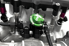 Cargar imagen en el visor de la galería, Radium Engineering Fuel Rail Top Feed Conversion Mazda 13B Primary